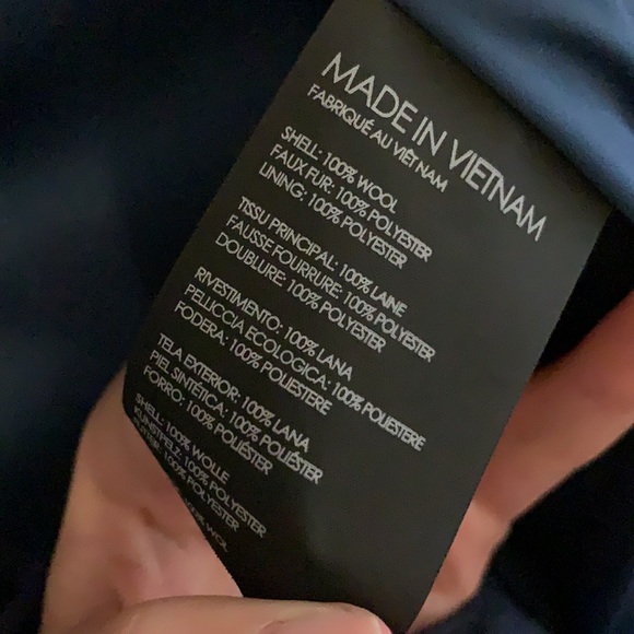 Faux Fur Cropped Jacket SOLD OUT EVERYWHERE - Picture 2 of 5